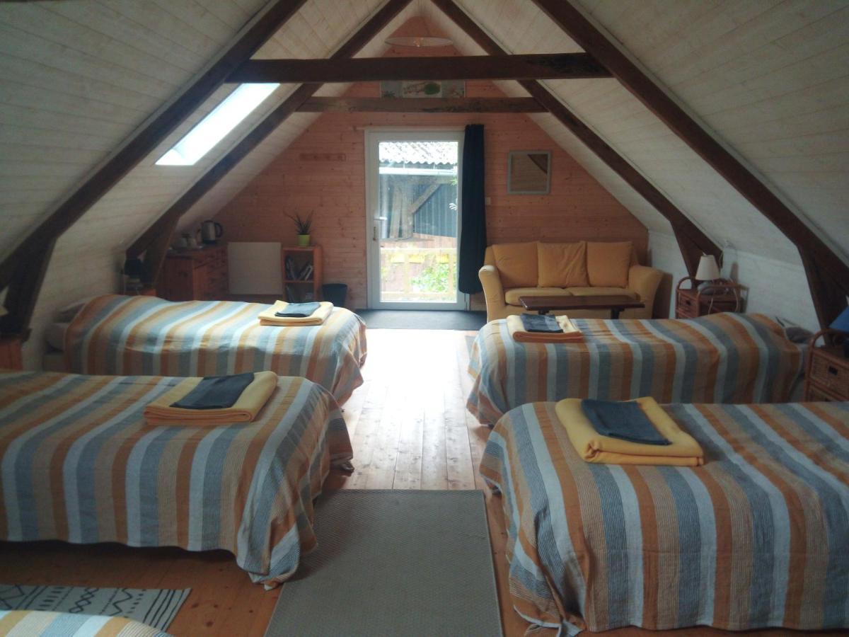 Le Jardin Enchanteur, Chaleureuse Maison D'Hotes Eco-Responsable, Calme Et Accueillante Loperec Exterior photo