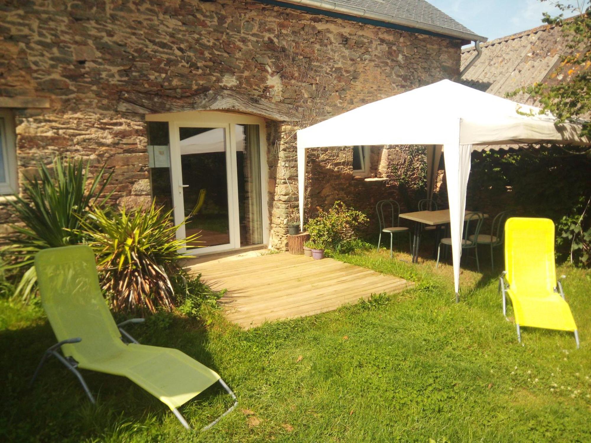 Le Jardin Enchanteur, Chaleureuse Maison D'Hotes Eco-Responsable, Calme Et Accueillante Loperec Exterior photo
