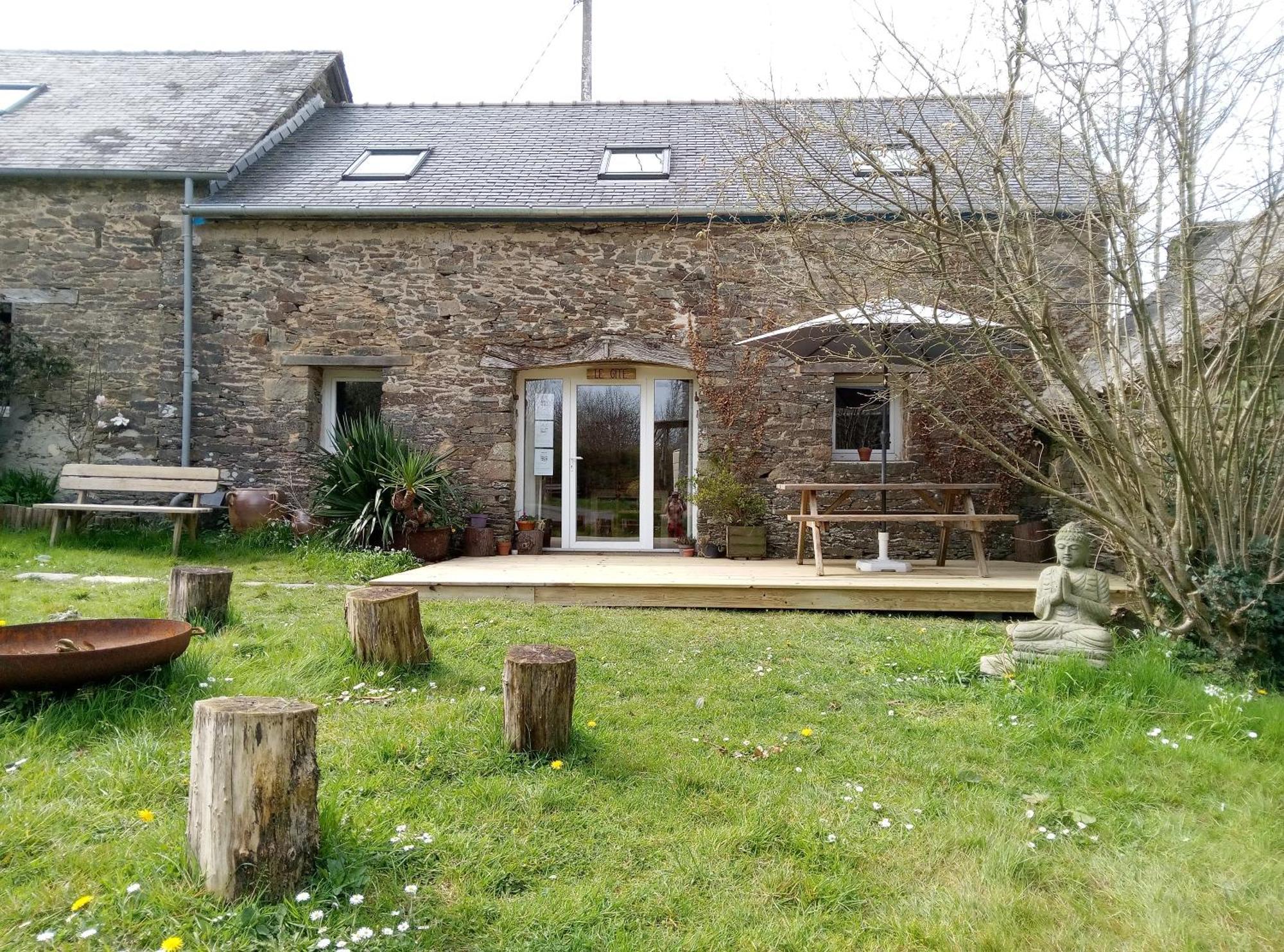 Le Jardin Enchanteur, Chaleureuse Maison D'Hotes Eco-Responsable, Calme Et Accueillante Loperec Exterior photo